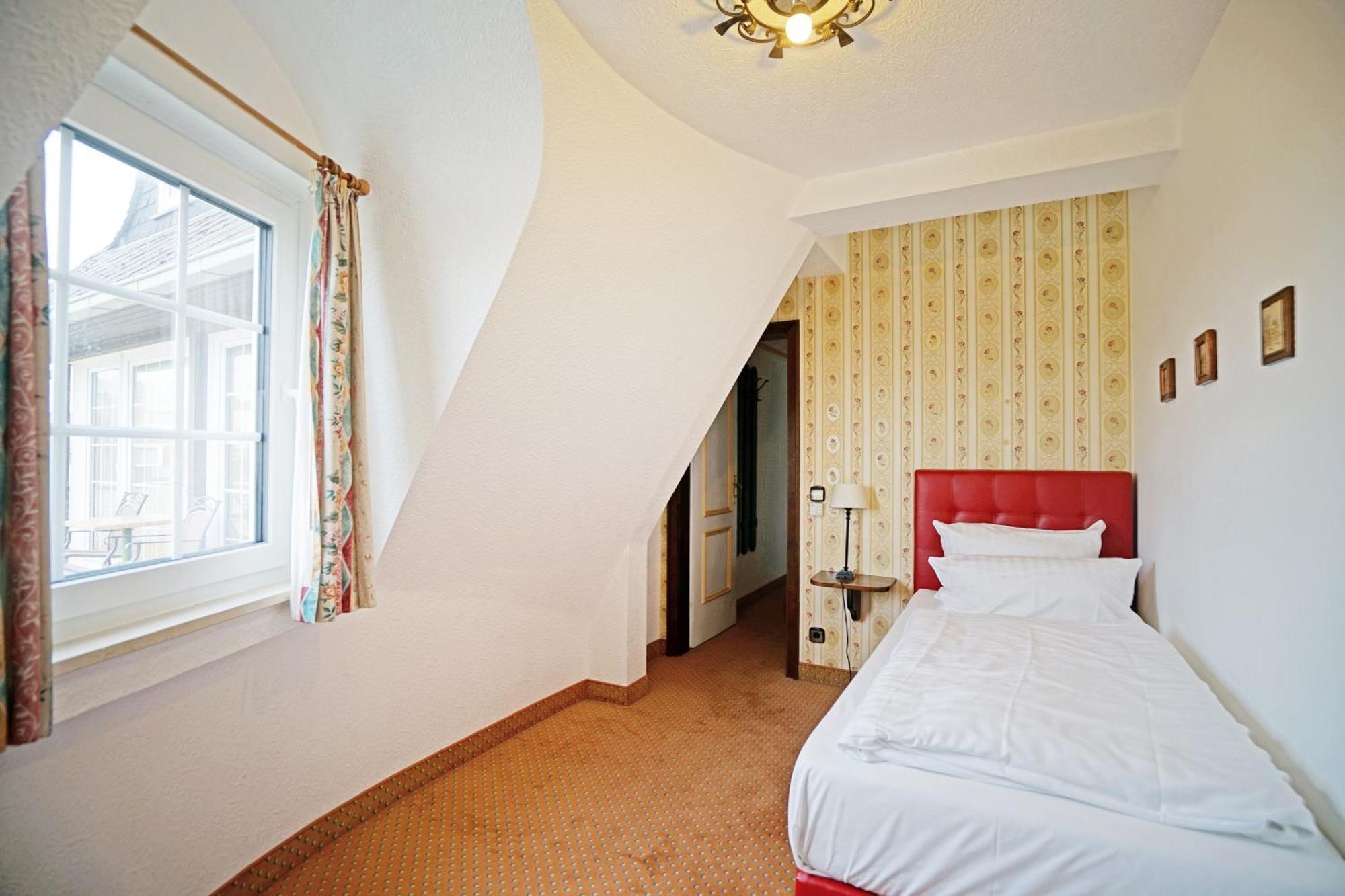 Hotel Appartement Landhaus Stutzi - Hotel Strandperle Куксхавен Екстериор снимка